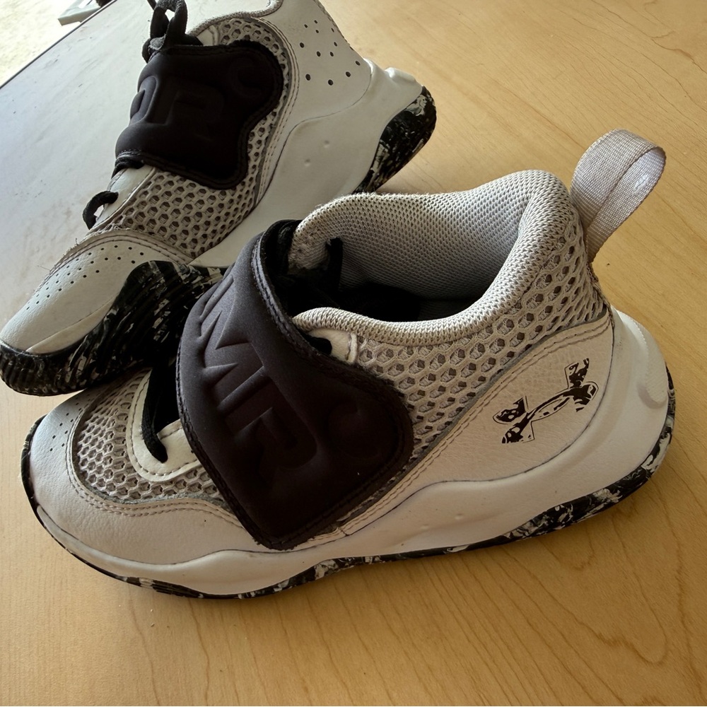Under Armour Kids Black and White Sneakers